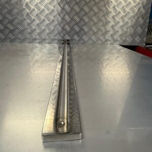 Montante de inoxidable 316 pulido con una sola U