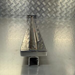 Montante de inoxidable 316 pulido con una doble U