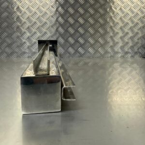 Montante de inoxidable 316 pulido con U para encajar cristal